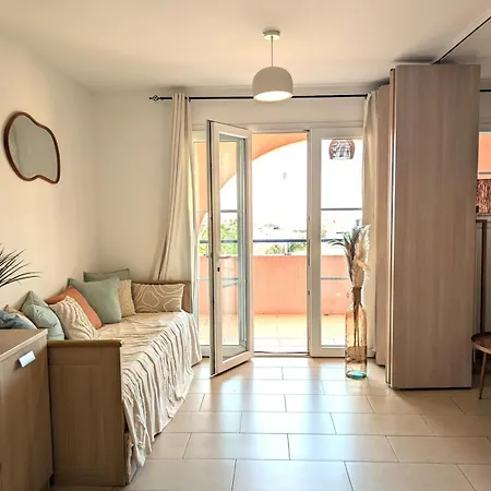 Apartman At Marina *